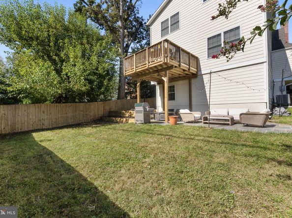2915 Meadow Lane, Falls Church VA 22042