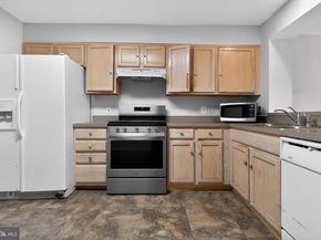 1718 Montana Avenue NE 1718, Washington DC 20018