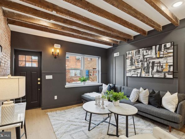 1816 S Mole Street, Philadelphia PA 19145