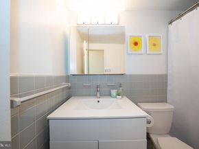 1900 John F Kennedy Boulevard 818, Philadelphia PA 19103