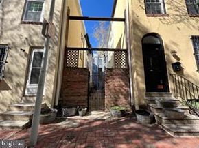 1028 Pine Street 4, Philadelphia PA 19107