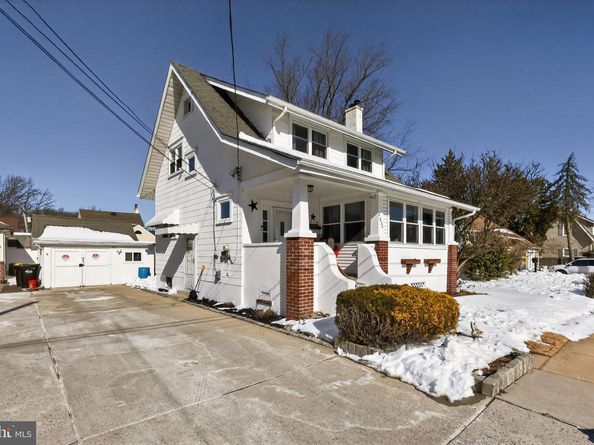 2832 Finley Avenue, Bensalem PA 19020