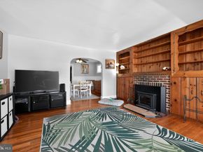 2832 Finley Avenue, Bensalem PA 19020