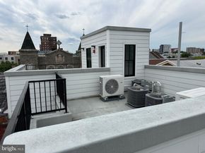 1227 N 6TH Street, Philadelphia PA 19122