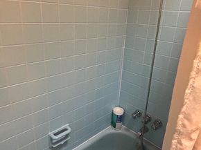 8572 Benton Avenue, Philadelphia PA 19152