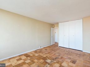 200 Locust Street 9CN, Philadelphia PA 19106