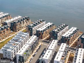 3201 Riseview Walk, Philadelphia PA 19125