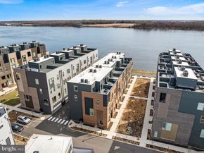 3201 Riseview Walk, Philadelphia PA 19125