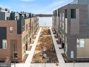 3201 Riseview Walk, Philadelphia PA 19125