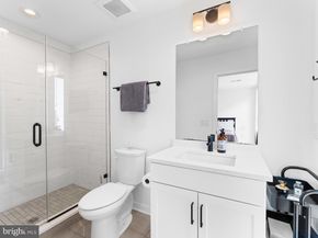 3201 Riseview Walk, Philadelphia PA 19125