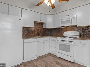 600 Hazell Lane, Philadelphia PA 19116