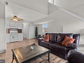 600 Hazell Lane, Philadelphia PA 19116