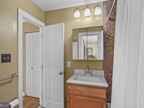 6816 Arlington Boulevard, Falls Church VA 22042