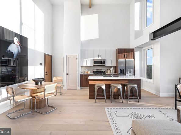 845 19TH Street NE PH 10, Washington DC 20002