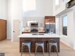 845 19TH Street NE PH 10, Washington DC 20002