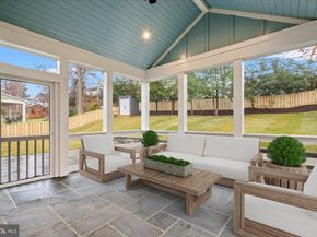 624 Pulman Place, Alexandria VA 22305