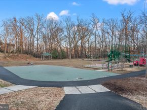 624 Pulman Place, Alexandria VA 22305