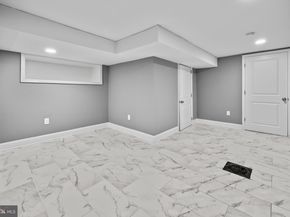 558 E Locust Avenue, Philadelphia PA 19144