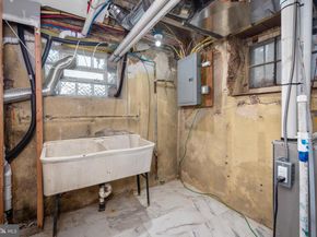 558 E Locust Avenue, Philadelphia PA 19144