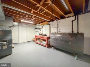 60 Caledonia Drive, Warminster PA 18974