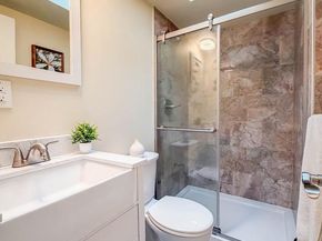 60 Caledonia Drive, Warminster PA 18974