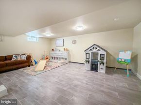 60 Caledonia Drive, Warminster PA 18974