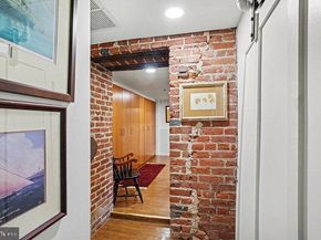 301 Race Street 101, Philadelphia PA 19106