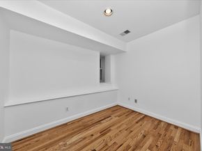 2801 Connecticut Avenue NW 15, Washington DC 20008