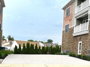 756 Street Road 17, Southampton PA 18966