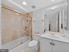 1723 22nd Court N, Arlington VA 22209