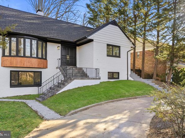 719 E Timber Branch Parkway, Alexandria VA 22302