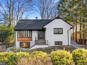 719 E Timber Branch Parkway, Alexandria VA 22302