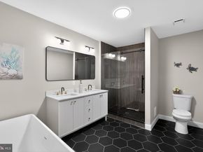 6111 Baynton Street, Philadelphia PA 19144