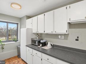 1300 S Arlington Ridge Road 204, Arlington VA 22202