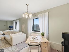 1300 S Arlington Ridge Road 204, Arlington VA 22202