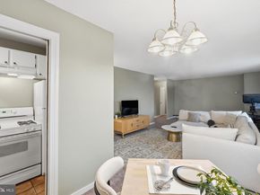 1300 S Arlington Ridge Road 204, Arlington VA 22202