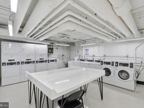 1300 S Arlington Ridge Road 204, Arlington VA 22202