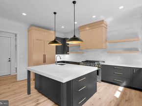 930 Fairway Drive NE, Vienna VA 22180