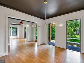 930 Fairway Drive NE, Vienna VA 22180