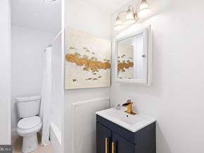 320 S Juniper Street, Philadelphia PA 19107