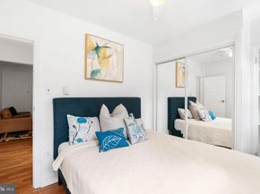 320 S Juniper Street, Philadelphia PA 19107