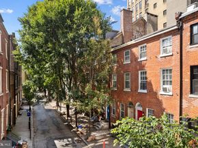 320 S Juniper Street, Philadelphia PA 19107