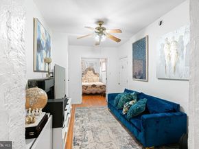 320 S Juniper Street, Philadelphia PA 19107