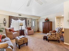 64003 Delaire Landing Road 3, Philadelphia PA 19114