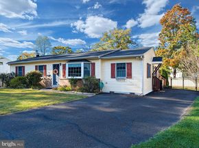 9 Maple Lane, Doylestown PA 18901