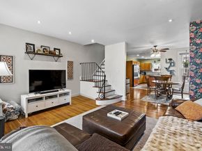 629 Jamestown Street, Philadelphia PA 19128