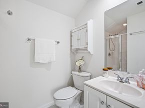 8894 Ashgrove House Lane, Vienna VA 22182