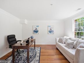 8894 Ashgrove House Lane, Vienna VA 22182