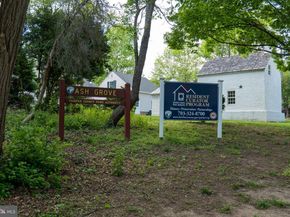 8894 Ashgrove House Lane, Vienna VA 22182