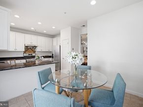 8894 Ashgrove House Lane, Vienna VA 22182